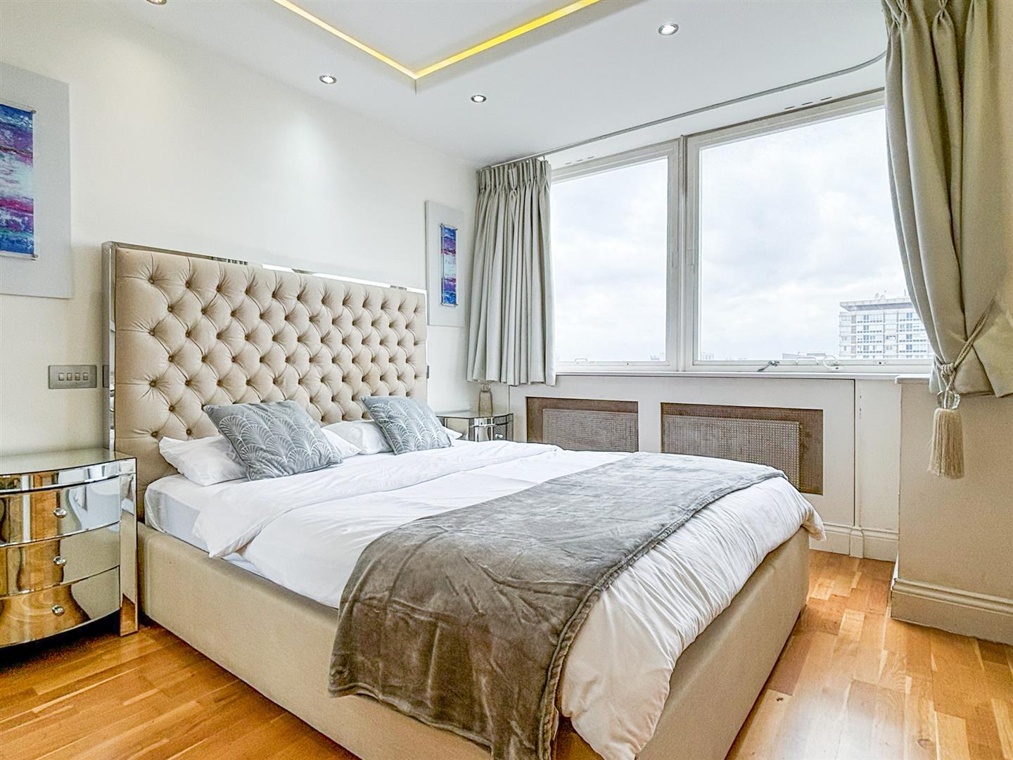 Porchester Place, Hyde Park